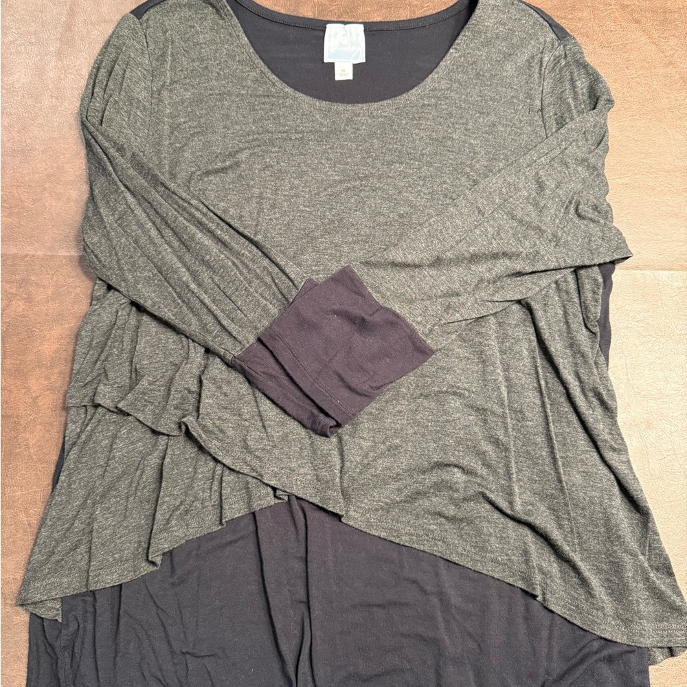 Sunday Black Asymmetrical Long Sleeve Tunic